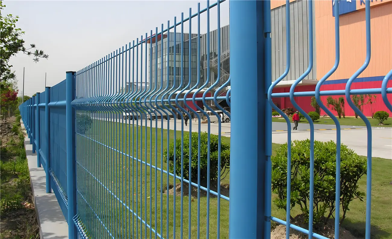 The Charm of 3D Security Fence in the Beautiful Isolation of Residential Areas and Roads