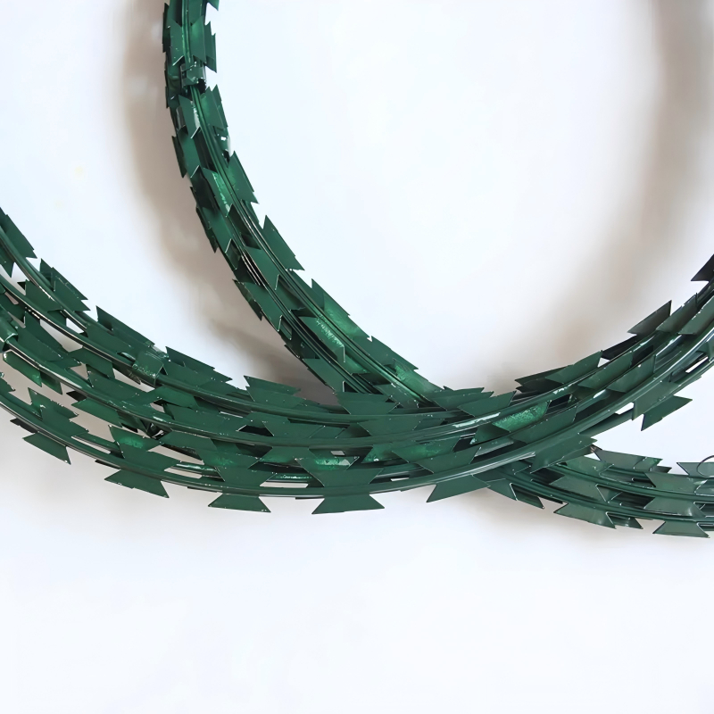 razor wire green 2(1)