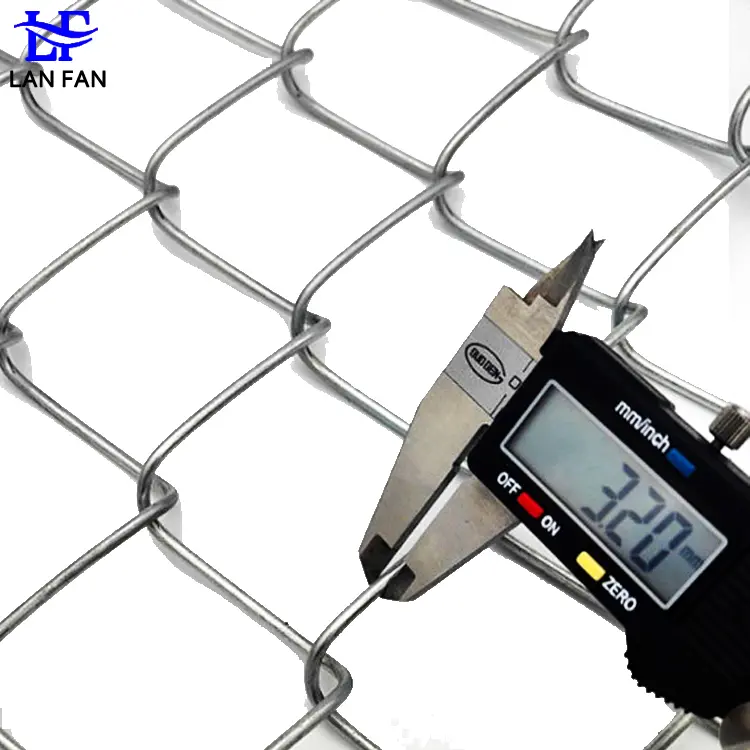 Wholesale Chain Link Fence Cyclone Fence High Quality Wire Mesh