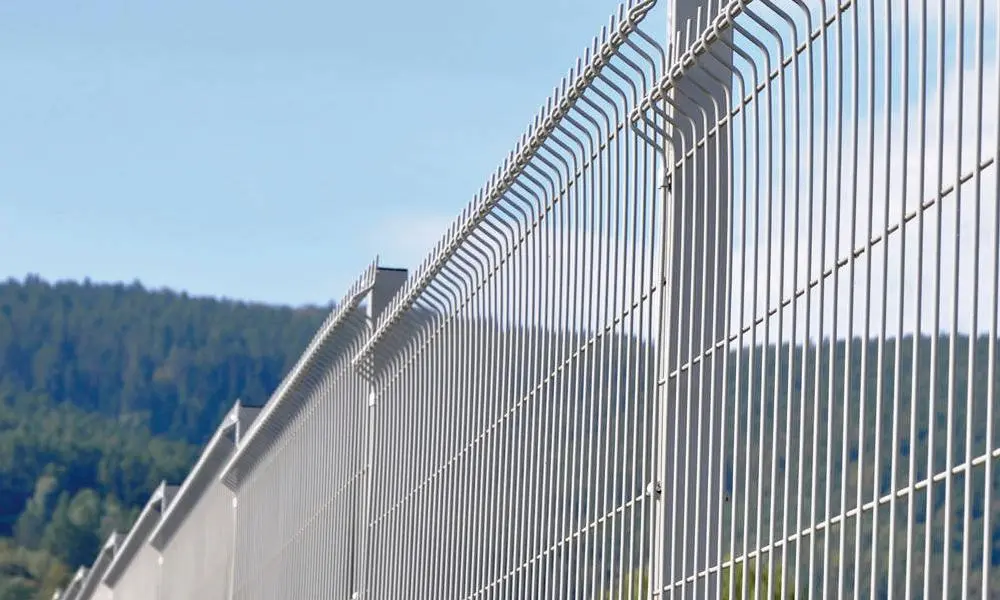 Galvanized 3D Fence