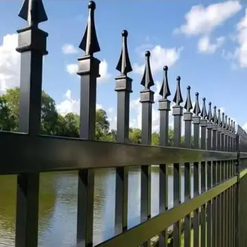 Metal Iron Garden Fence Panel Outdoor Rail Galvanized Steel Picket Fence Panel